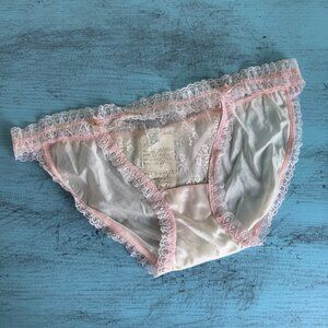 Vintage Pink Nylon & Lace Womens Panties Made in the USA NWT Sz Med